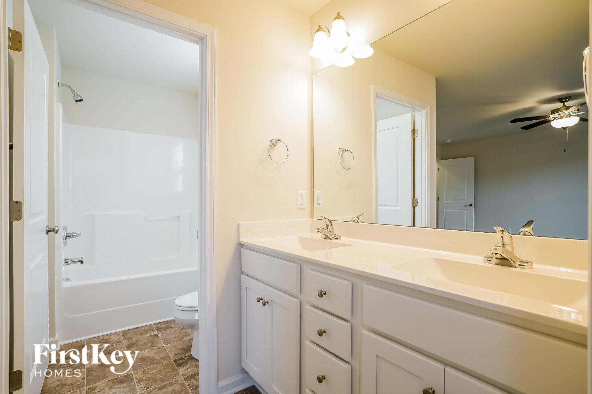 Building Photo - 84 Winter Red Wy