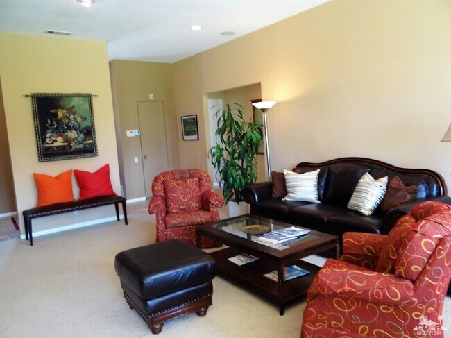 Building Photo - 47423 Medina Dr W