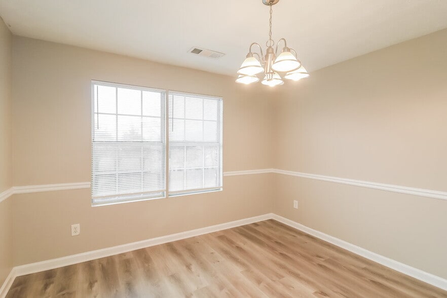 Building Photo - 1642 Boxcar Pl NE