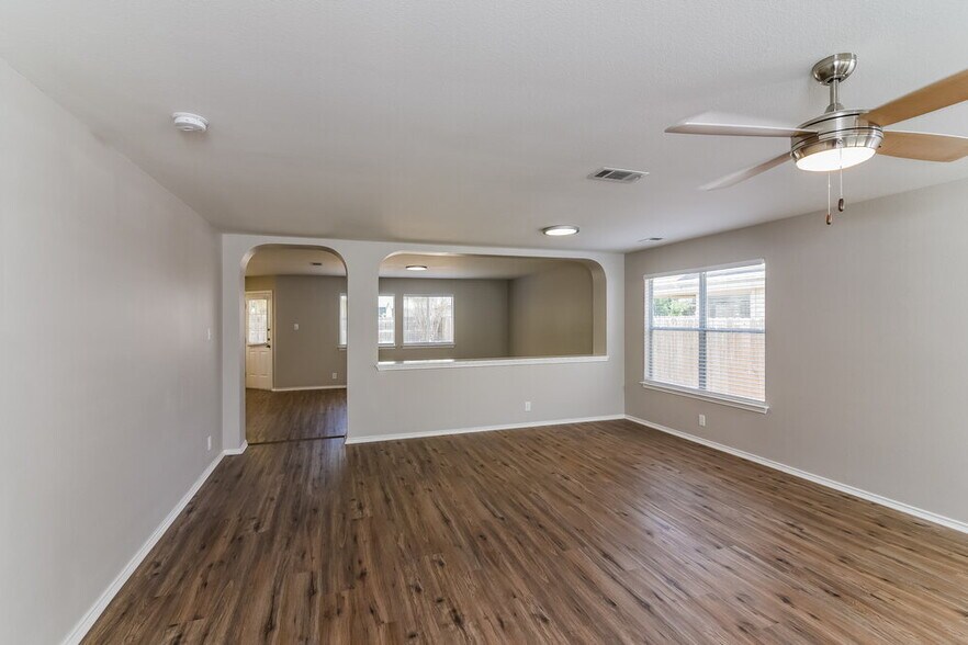 Building Photo - 12019 Shotgun Way
