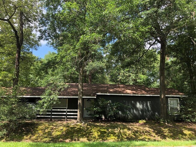 Primary Photo - 1915 N Red Cedar Cir