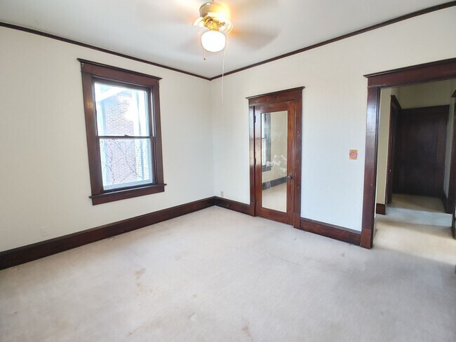 Building Photo - Timeless 3 Bedroom House!