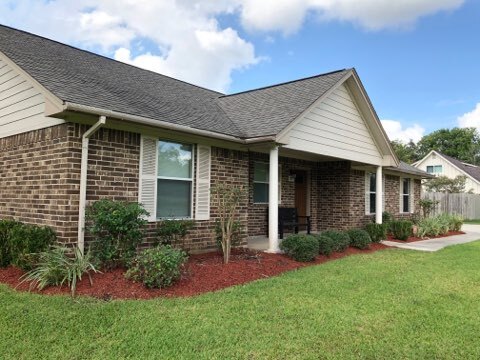 Building Photo - 129 Old Angleton Rd