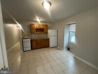 Building Photo - 531 Brinton St