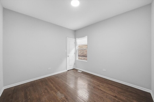 Building Photo - 7940 S Perry Ave