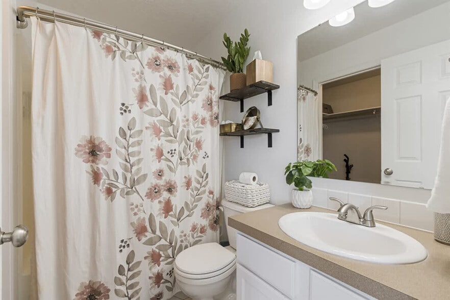 Building Photo - 19701 Cumberland Way