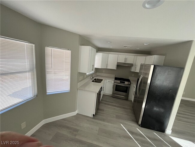 Building Photo - 1228 Star Meadow Dr