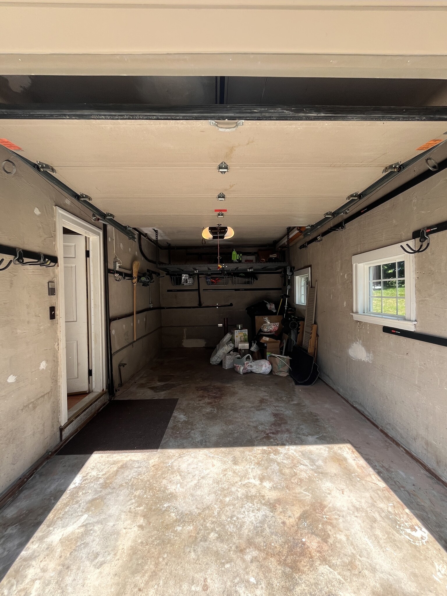 Garage - 22 Douglas Rd