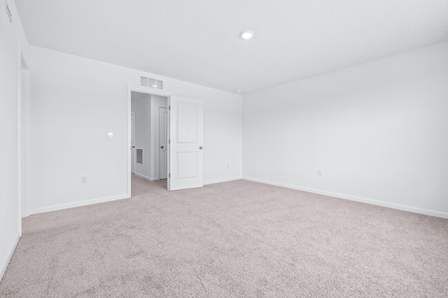 Building Photo - 3281 Vesara Dr
