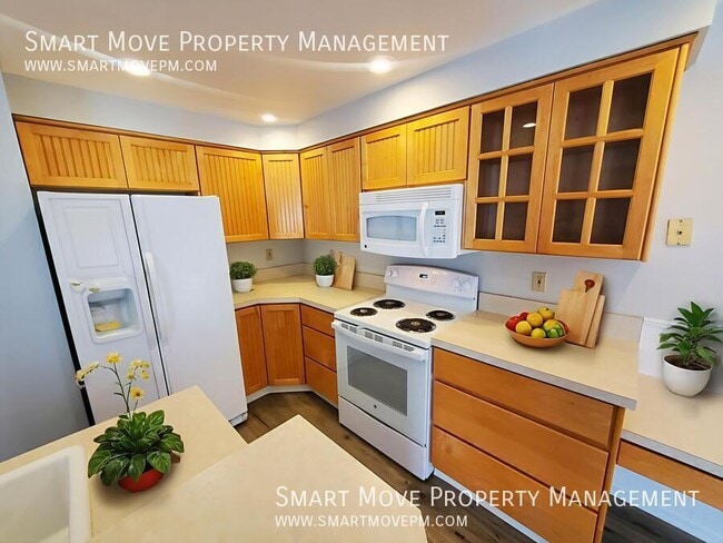 Building Photo - 2574 Sumac Ln