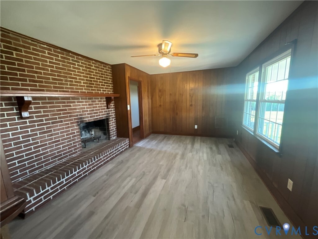 Building Photo - 26200 Selma Rd