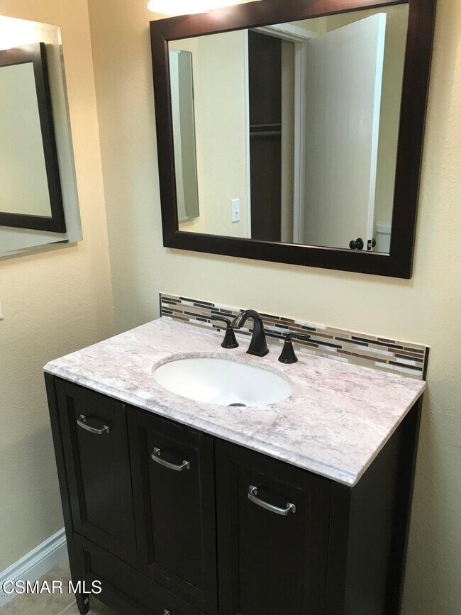 Building Photo - 3719 Summershore Ln