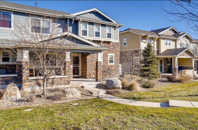 Building Photo - Spacious 3-Bed, 2.5-Bath Townhouse in Waln...