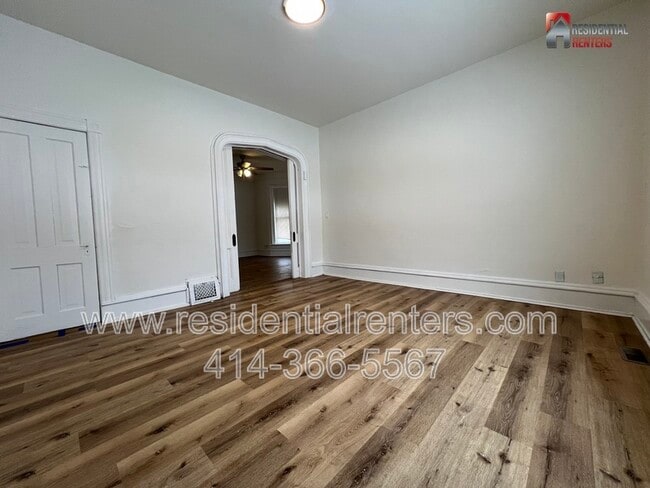 Building Photo - 1116 N 13th St