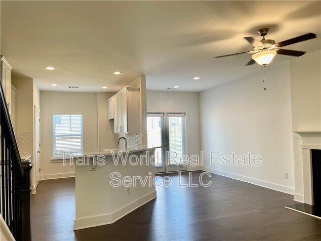 Building Photo - 159 Auburn Run Ln