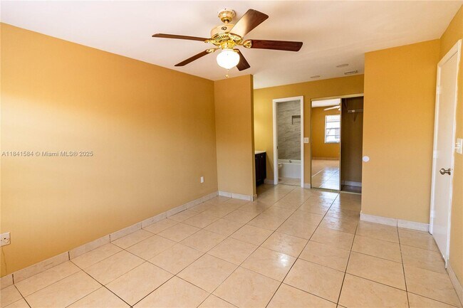Building Photo - 13536 SW 11th Ln