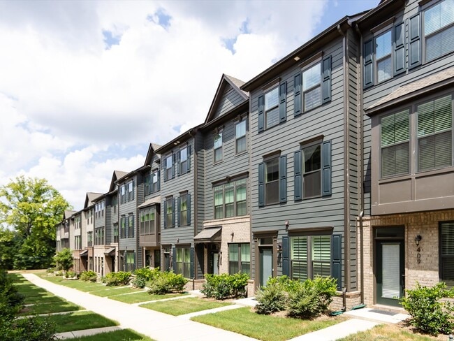 Building Photo - 413 Spearfield Ln