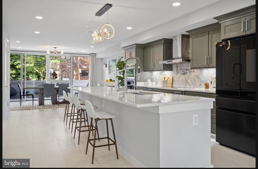 Building Photo - 424 Missouri Ave NW