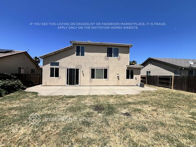 Building Photo - 1740 Cattail Dr