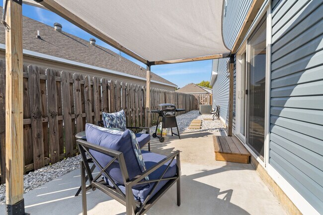 Building Photo - 4522 W Sweetgum Ln