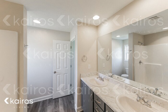 Building Photo - 158 Wexford Way