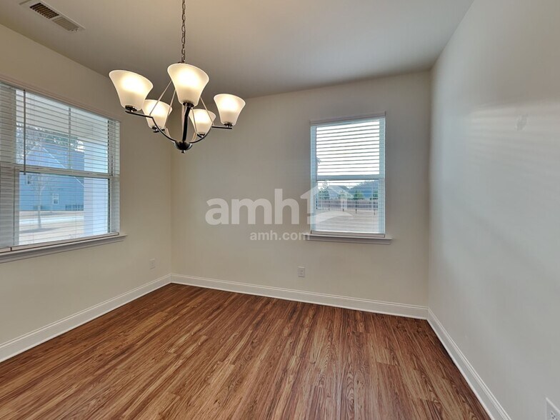 Building Photo - 5125 Coppage Ct