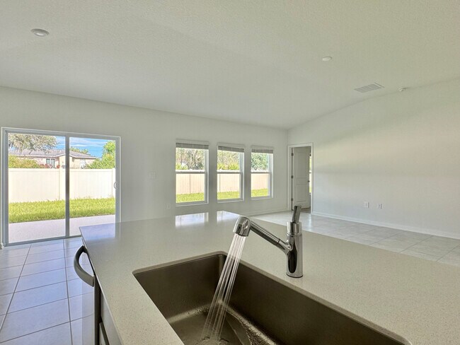 Building Photo - 1169 Deepwater Cir