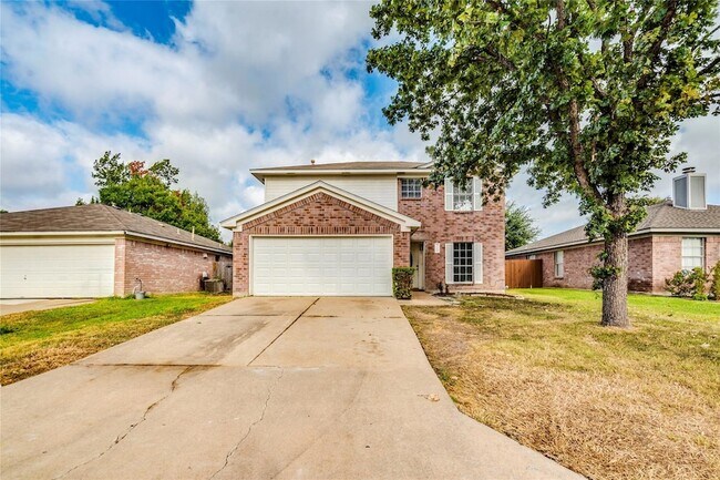 Building Photo - 1106 Hughmont Dr