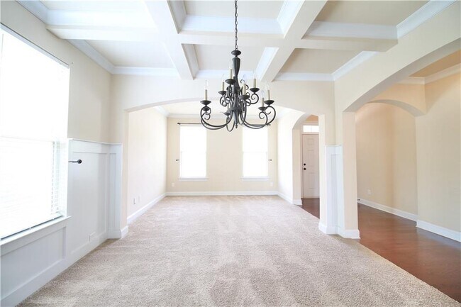 Building Photo - 1143 Park Hollow Ln NE