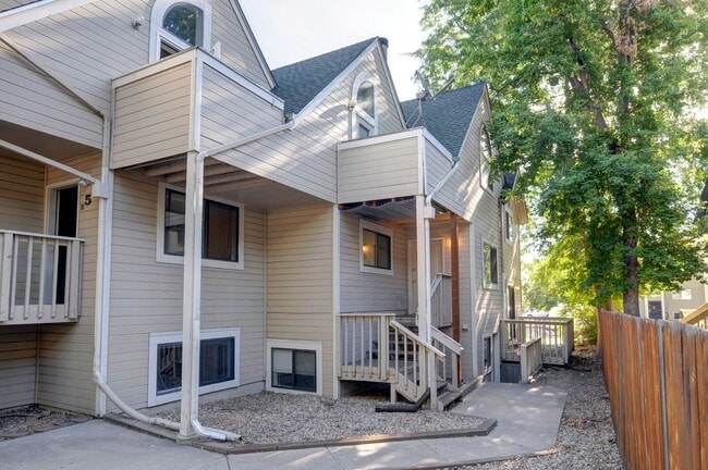 Building Photo - 1631 19th St