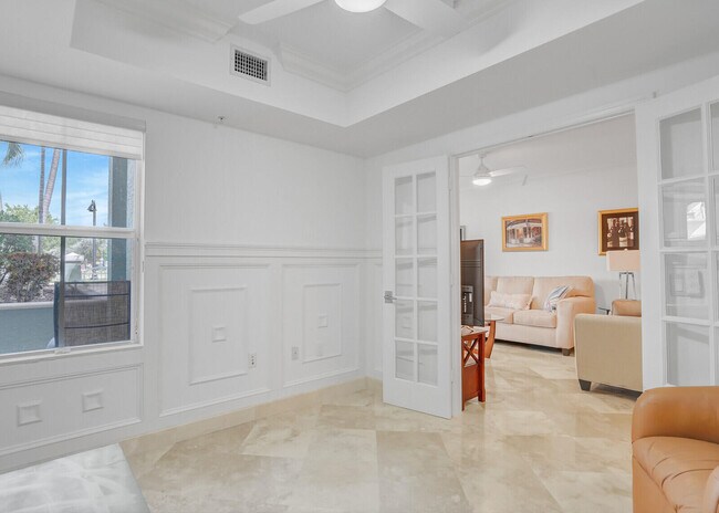 Building Photo - 2051 SE 3rd St