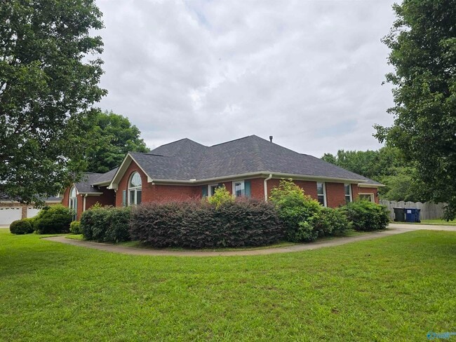 Building Photo - 100 Tanglefoot Dr