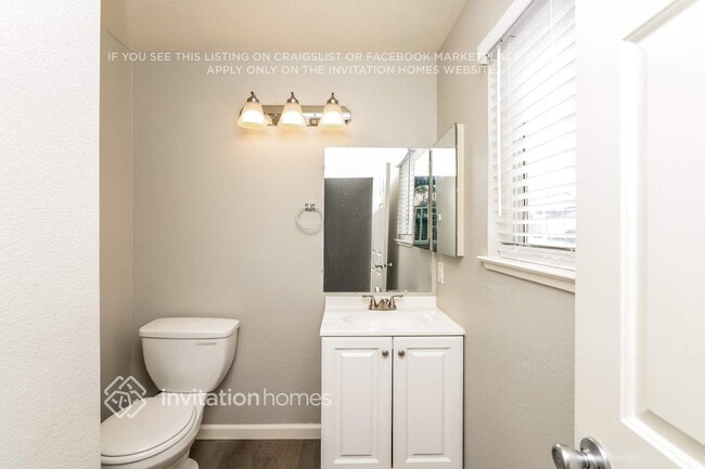 Building Photo - 4520 Pampas Cir