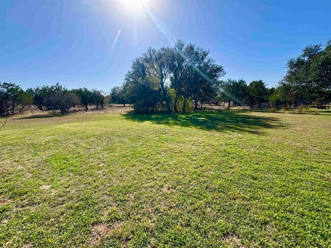 Building Photo - 600 Old Spanish Trail