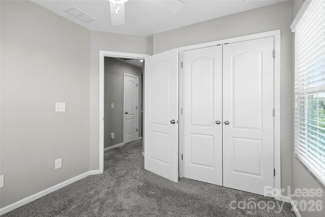 Building Photo - 19002 Lake Breeze Dr