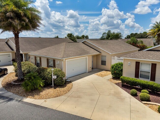 Building Photo - Furnished Annual Rental - Village of Hadley