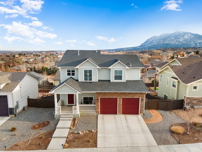 Building Photo - 1177 Lady Campbell Dr