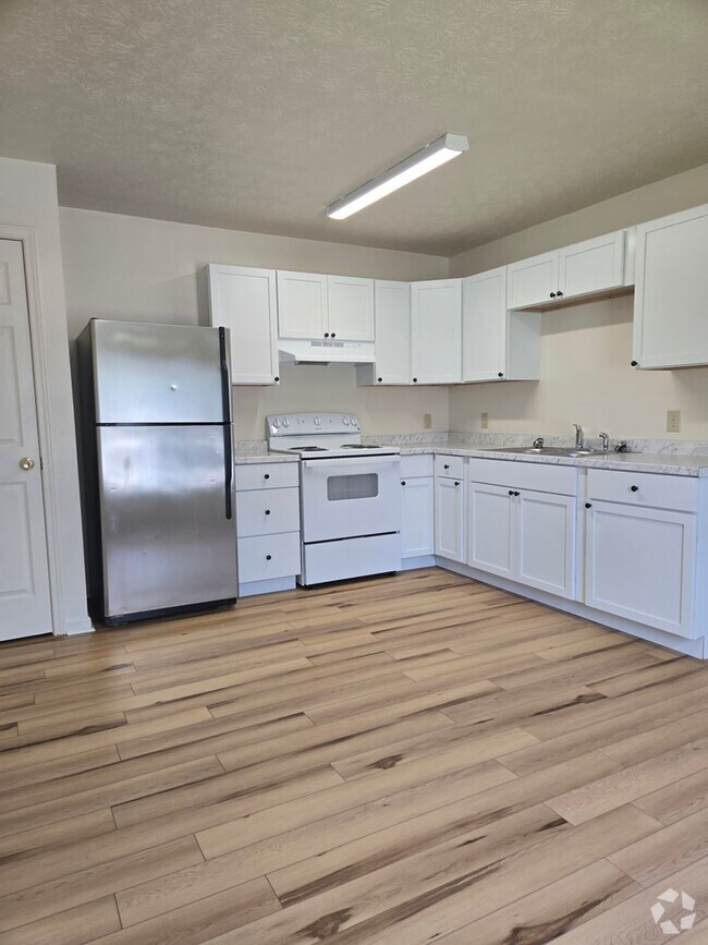 Building Photo - 2 bedroom/2 bath duplex in Mt Sterling