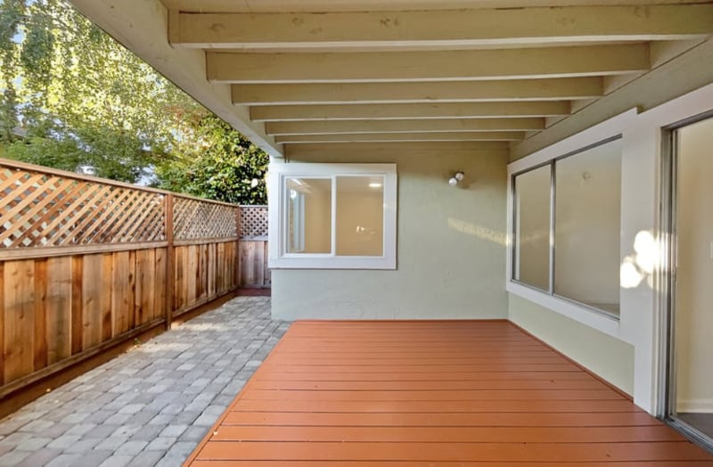 Building Photo - 1024 Delna Manor Ln