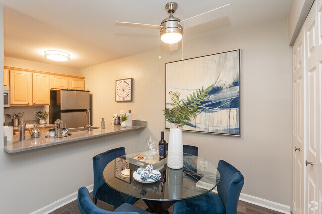 Building Photo - Fifty9 Grove