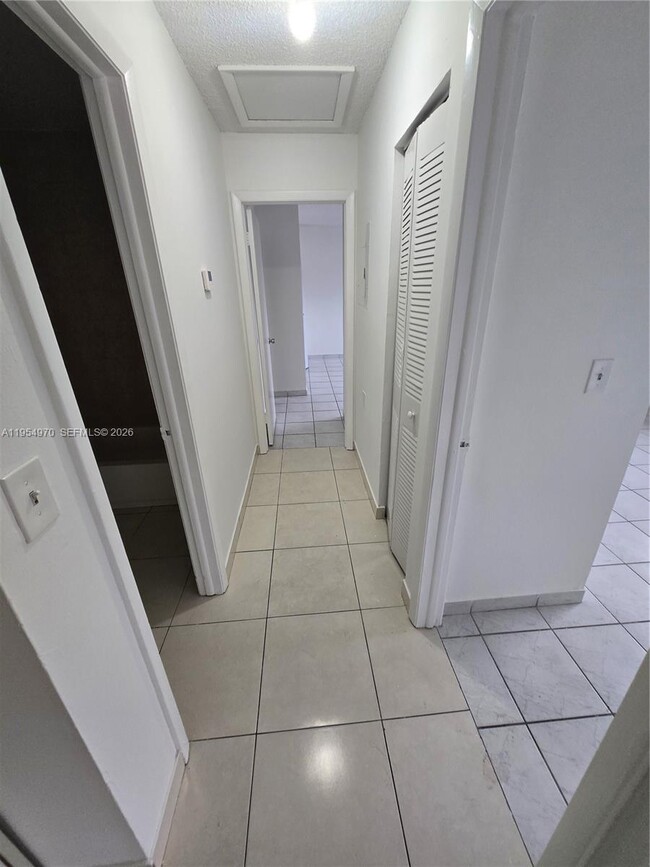 Building Photo - 15439 SW 80th St