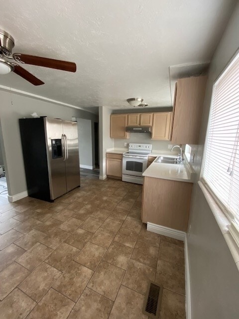 Building Photo - 6755 S 700 E