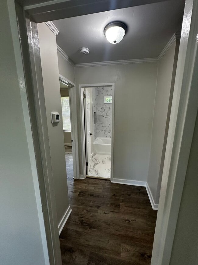 Building Photo - 3BD/1B home near VSU