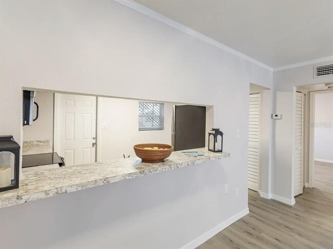 Building Photo - 121 Danube Ave