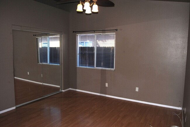 Building Photo - 5603 Summer Solstice Dr