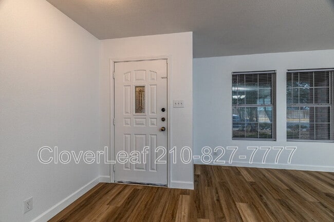 Building Photo - 125 Jordan Pl