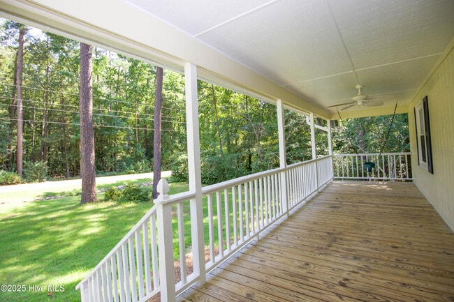 Building Photo - 970 Thrush Dr