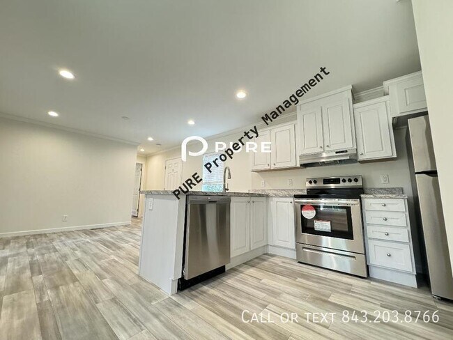 Building Photo - Mt Pleasant Homes GREAT LOCATION!!!!