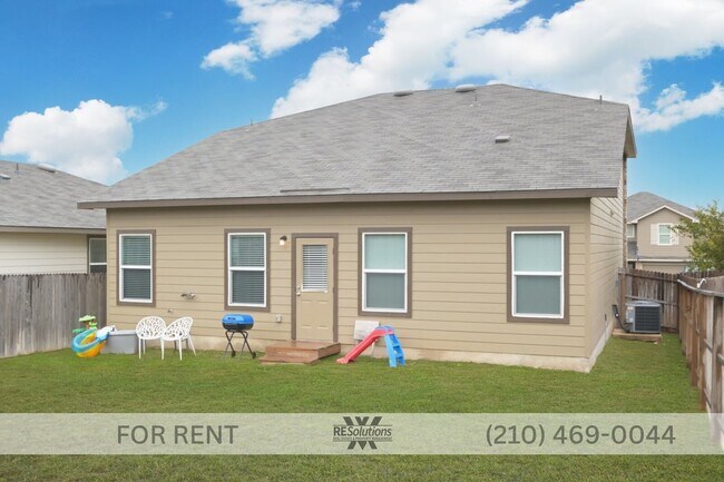 Building Photo - 2019 4-Bedroom Home | 2,106 Sq Ft | Fenced Yard | 2-Car Garage | Pet Friendly | Near Lackland & 1604