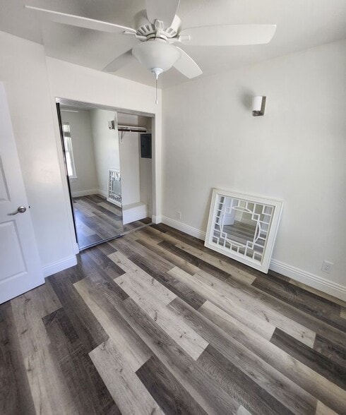 Building Photo - 872 Wild Rose Cir